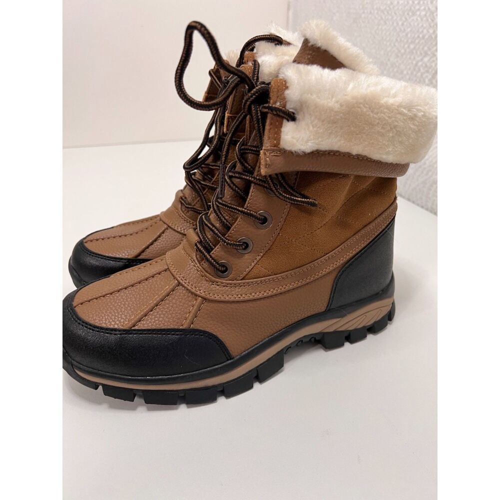 Dream Pairs FuzzyGo Bold Winter Duck Boots. Size 8.5